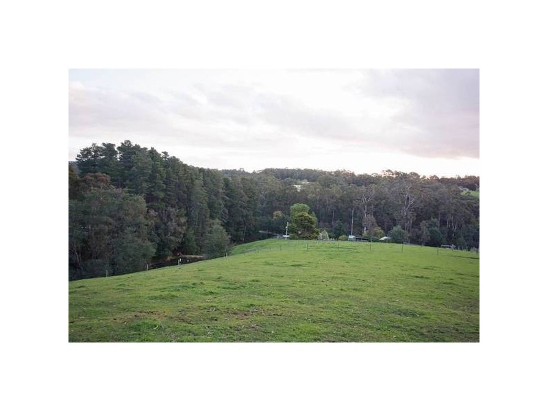 910 Bessie Creek Road, Nar Nar Goon North VIC 3812