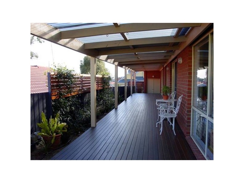 6 Mountain View Circuit, Beaconsfield VIC 3807