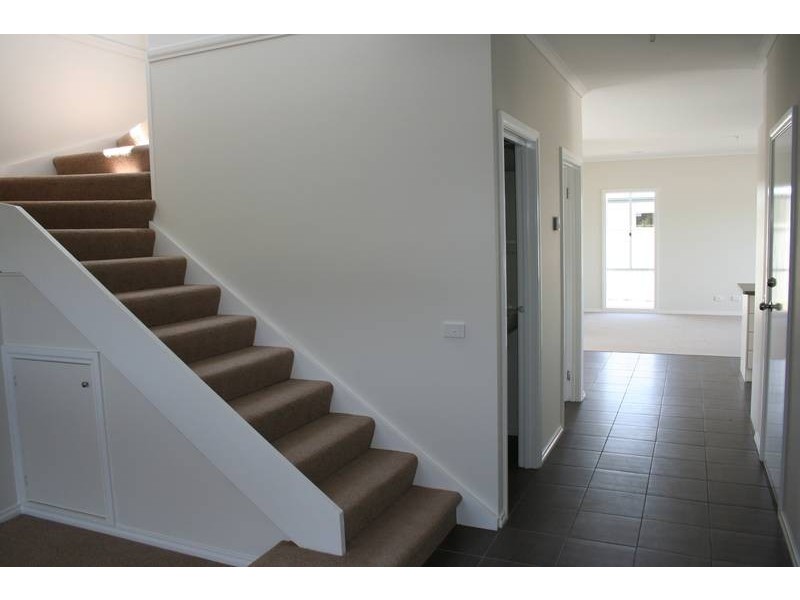 451 Macquarie Circuit, Pakenham VIC 3810