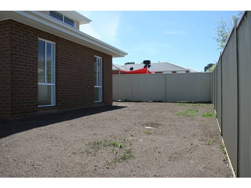 451 Macquarie Circuit, Pakenham VIC 3810