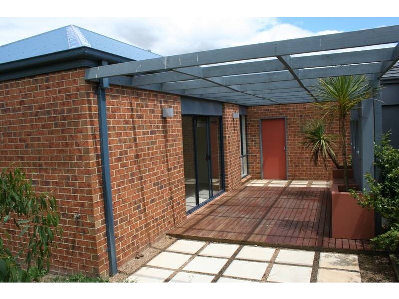 5 Reidel Avenue, Pakenham VIC 3810