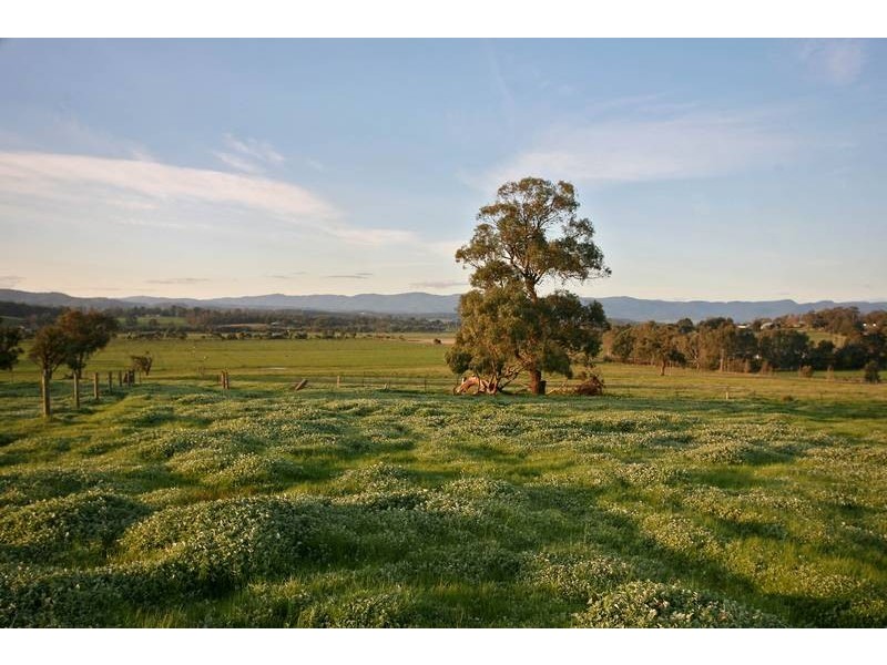 17 Wattletree Road, Bunyip VIC 3815