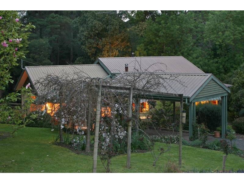 910 Bessie Creek Road, Pakenham Upper VIC 3810