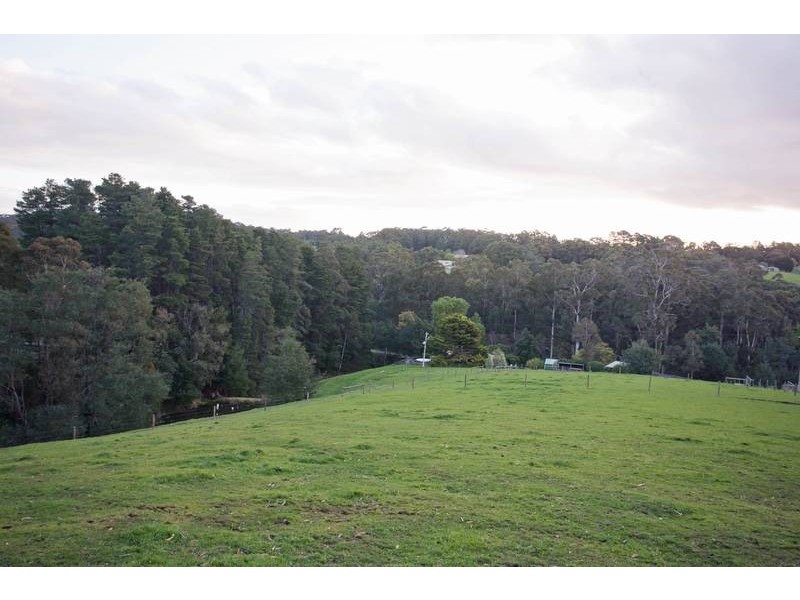 910 Bessie Creek Road, Pakenham Upper VIC 3810