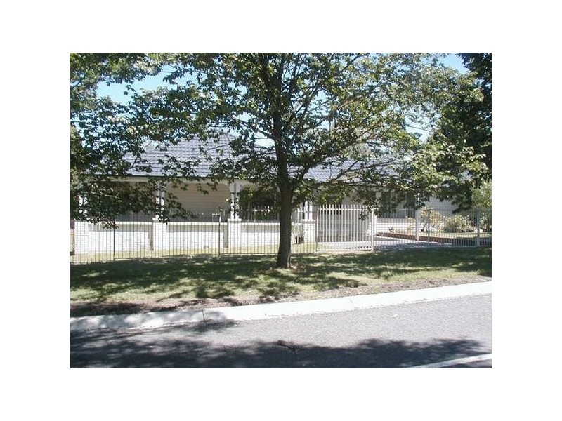 110 Browns Road, Pakenham VIC 3810