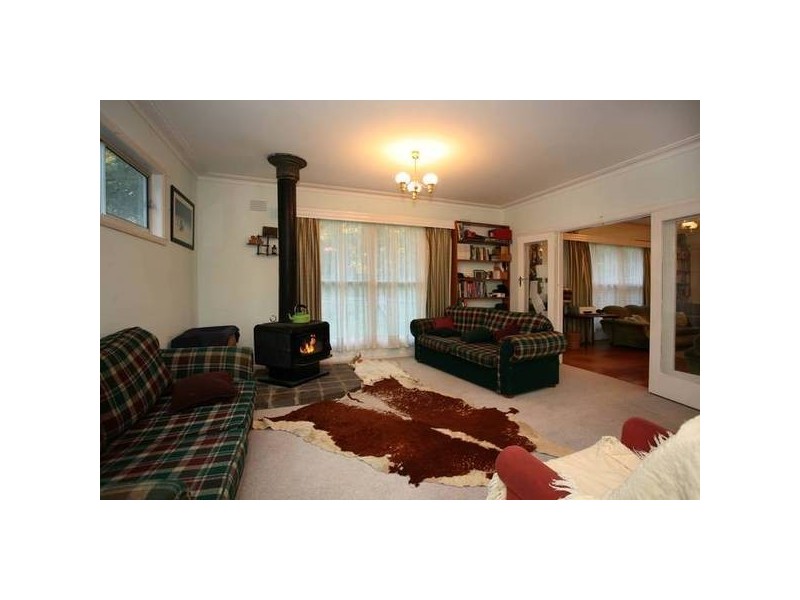 6 Girrahween Road, Maryknoll VIC 3812