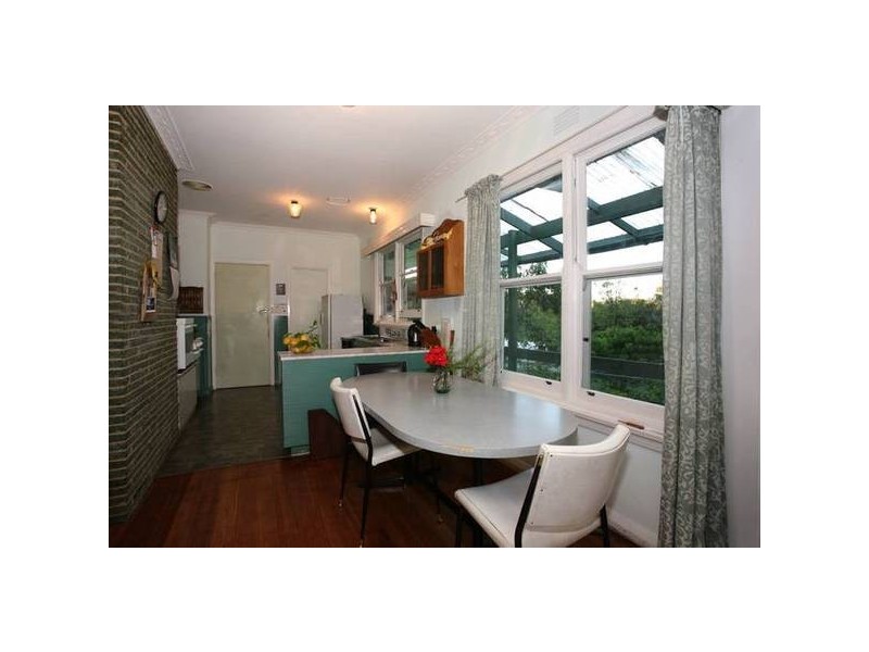 6 Girrahween Road, Maryknoll VIC 3812