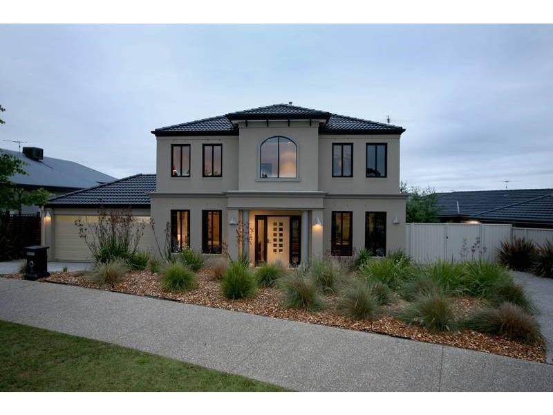 5 The Circuit, Pakenham VIC 3810