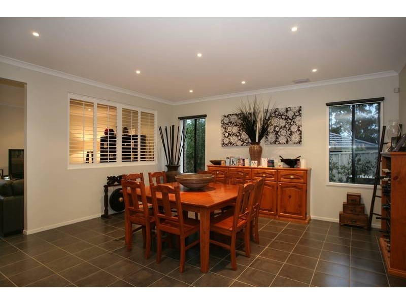 5 The Circuit, Pakenham VIC 3810