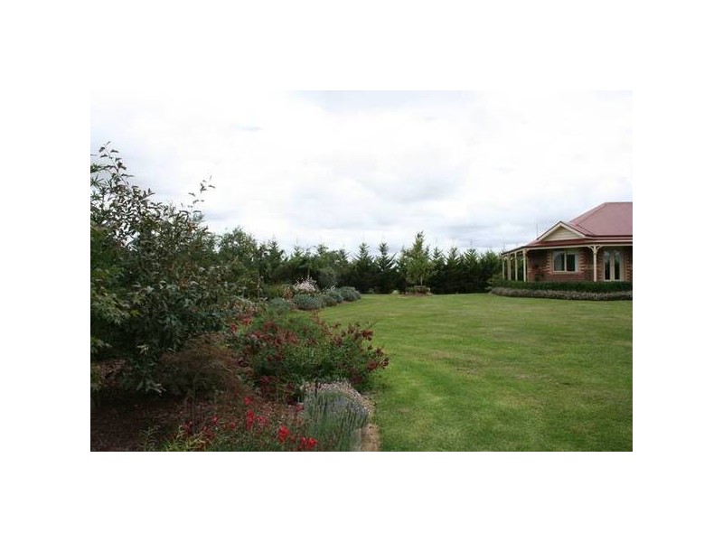 145 Eleven Mile Road, Tynong VIC 3813