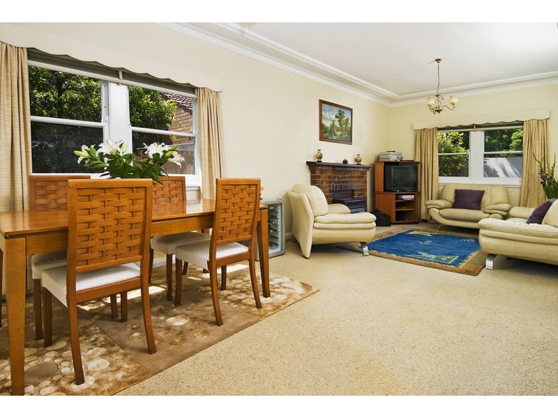 6 Clive Street, Roseville NSW 2069