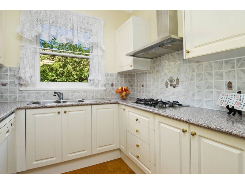 6 Clive Street, Roseville NSW 2069