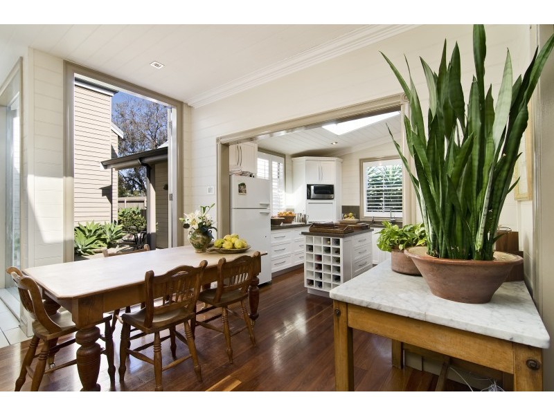 11 Mitchell Street, Mcmahons Point NSW 2060