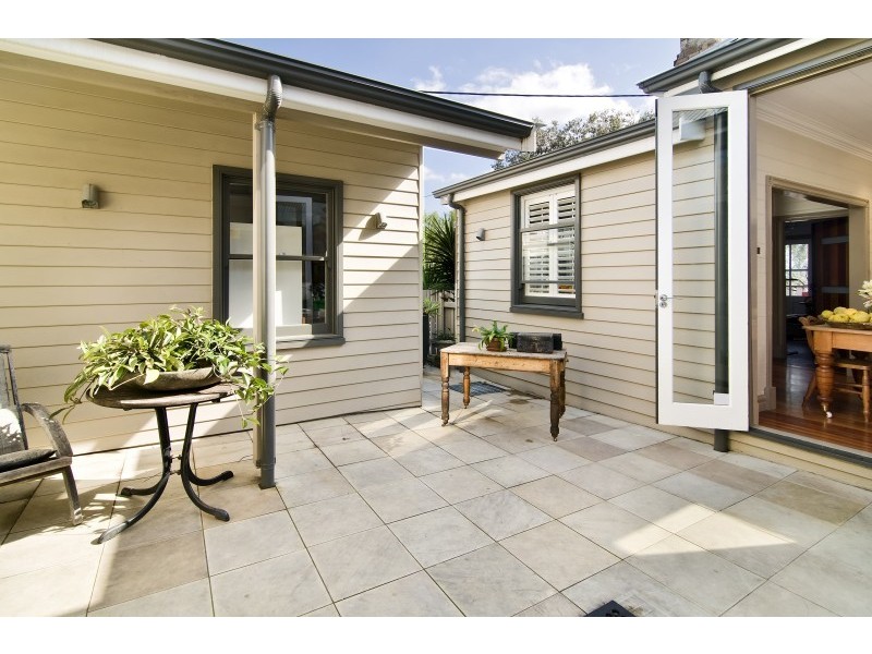 11 Mitchell Street, Mcmahons Point NSW 2060