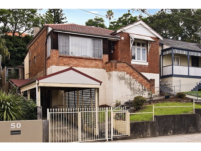48 Pine Street East, Cammeray NSW 2062