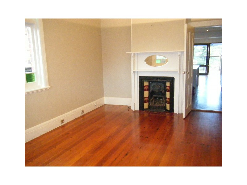 8 McBurney Street, Naremburn NSW 2065