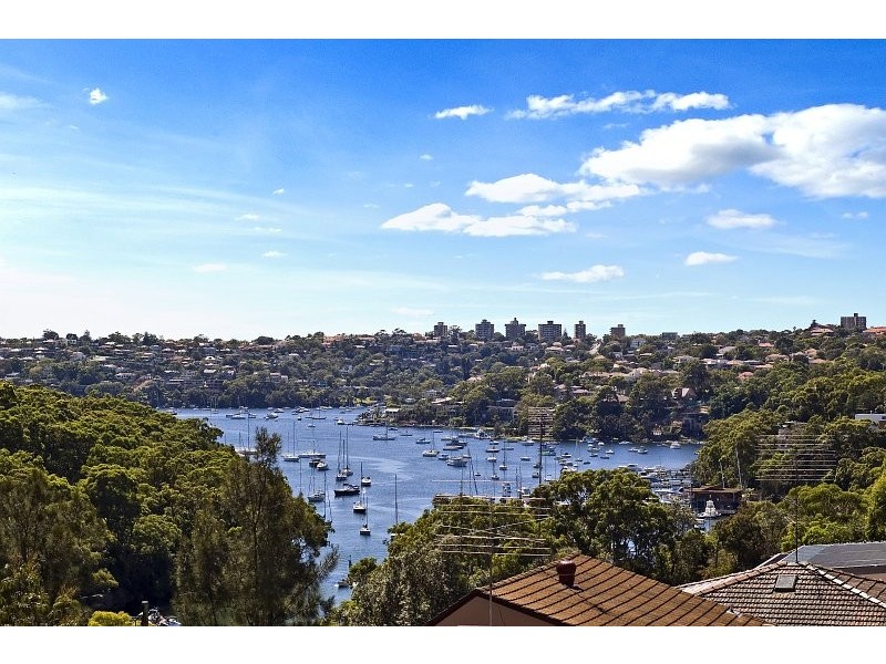 2/4 East Avenue (Enter via Rowlison Parade), Cammeray NSW 2062