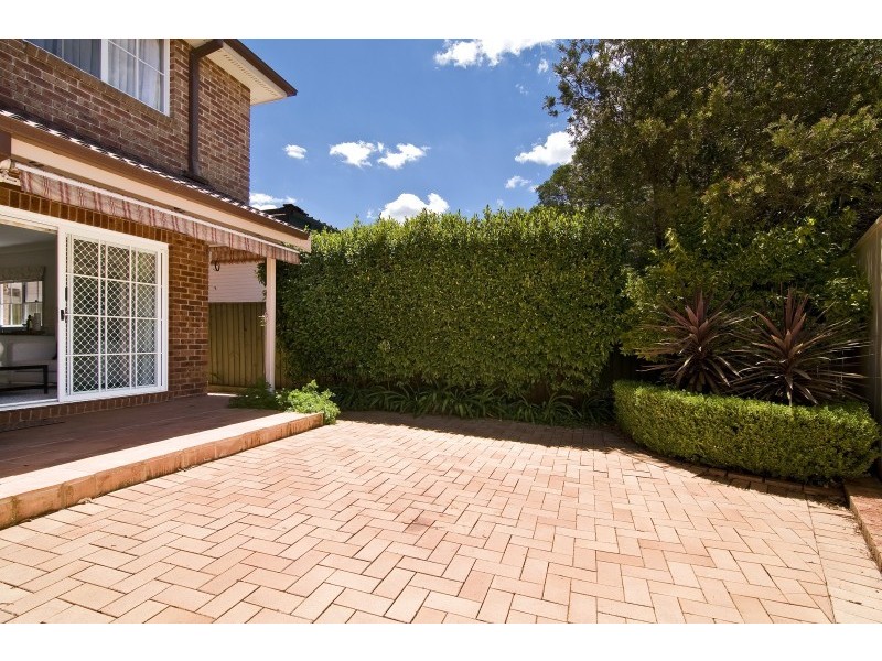 4b Heights Crescent, Middle Cove NSW 2068