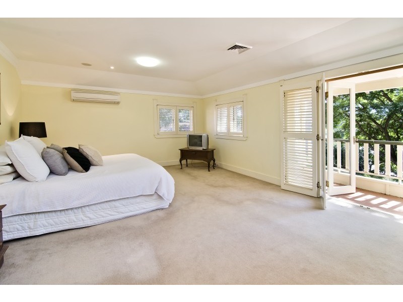 11 Pine Street, Cammeray NSW 2062