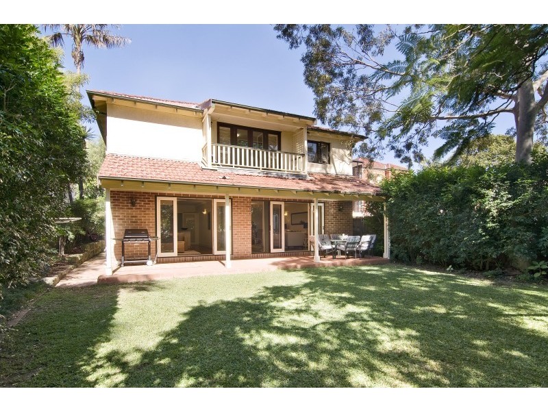 11 Pine Street, Cammeray NSW 2062