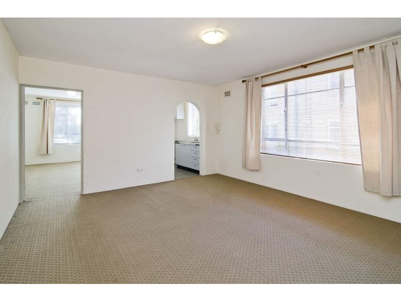 2/33 Anzac Avenue, Cammeray NSW 2062