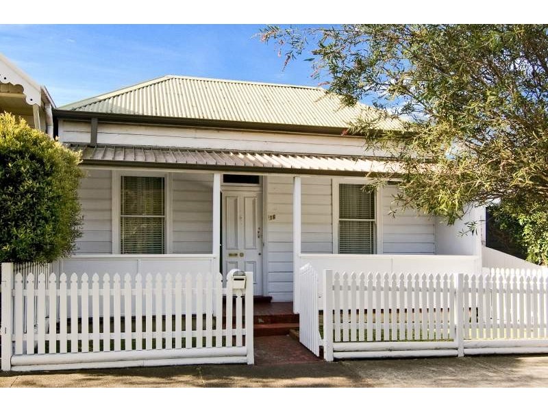 16 Rosalind Street, Cammeray NSW 2062