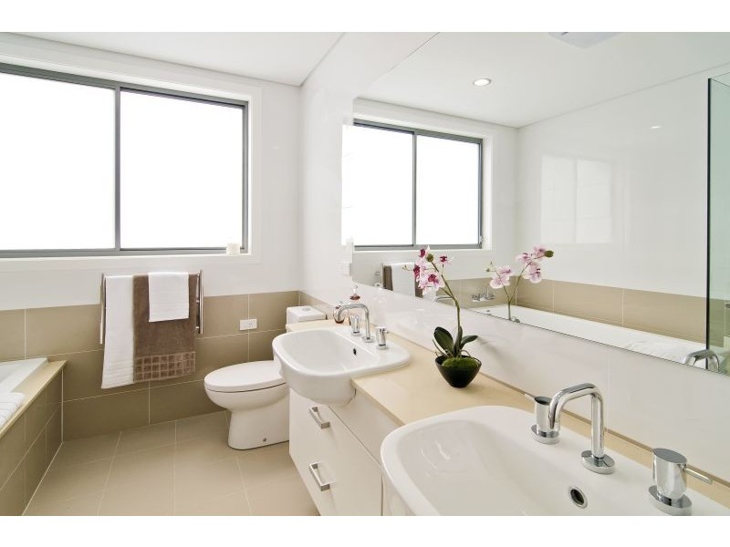 25 Rowlison Parade, Cammeray NSW 2062