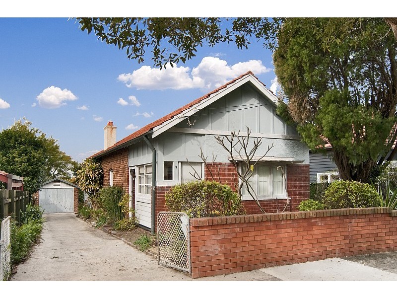 7 Cairo Street, Cammeray NSW 2062