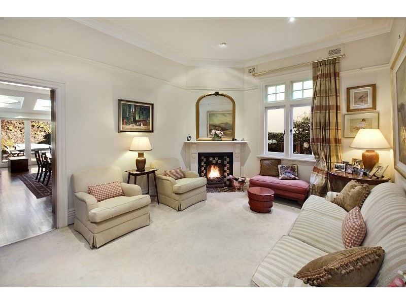 23 Emmett Street, Crows Nest NSW 2065