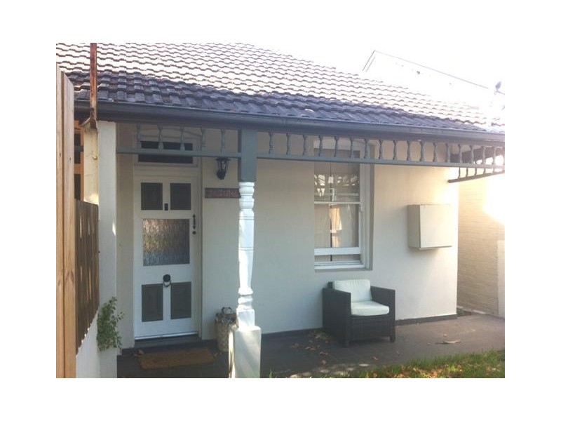 105 Ernest Street, Crows Nest NSW 2065