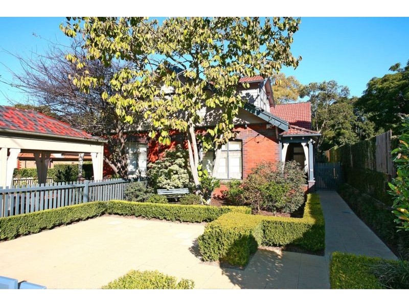 27 Rosalind Street, Cammeray NSW 2062