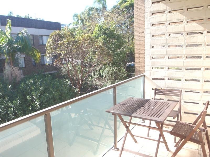 10/100 Shirley Road, Wollstonecraft NSW 2065