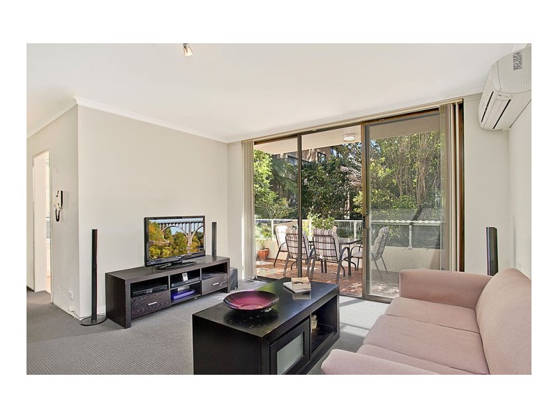 2/2 Rodborough Avenue, Crows Nest NSW 2065