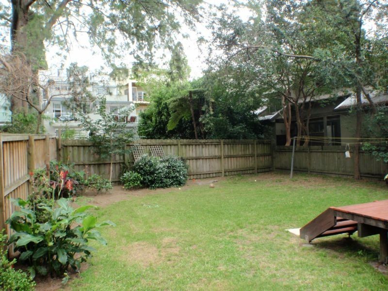 1/4 Fall Street, Cammeray NSW 2062