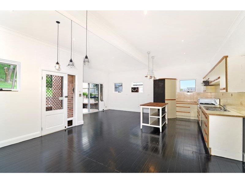 52 Pine Street East, Cammeray NSW 2062