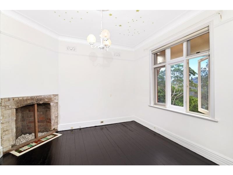 52 Pine Street East, Cammeray NSW 2062