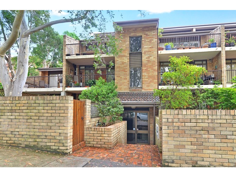 2/8-14 Kyngdon Street, Cammeray NSW 2062