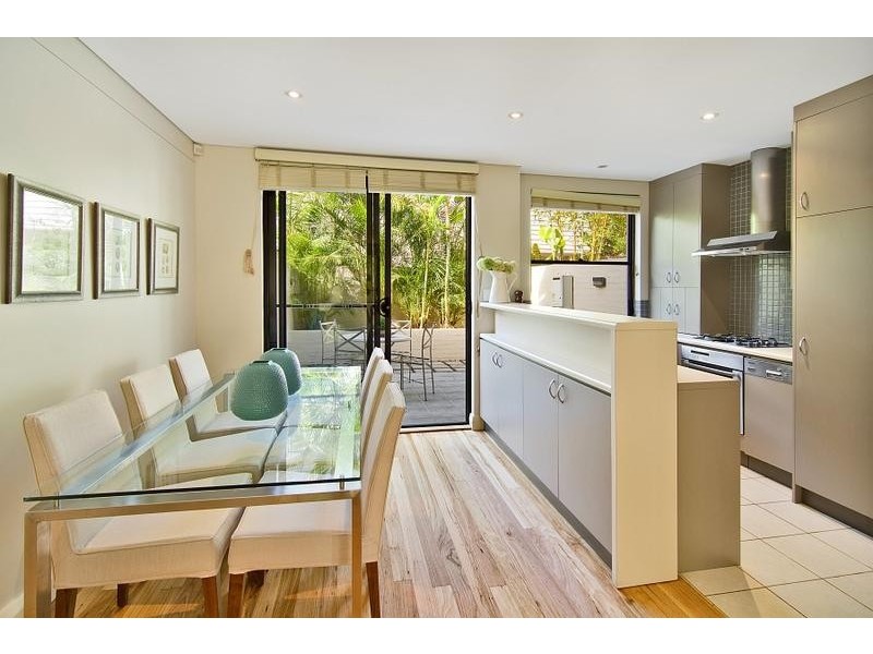 4/2 Armstrong Street, Willoughby NSW 2068