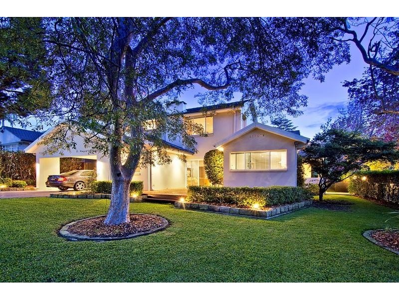 34 Woodbury Road, St Ives NSW 2075