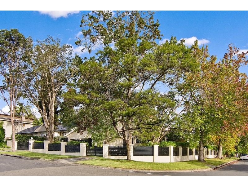 34 Woodbury Road, St Ives NSW 2075