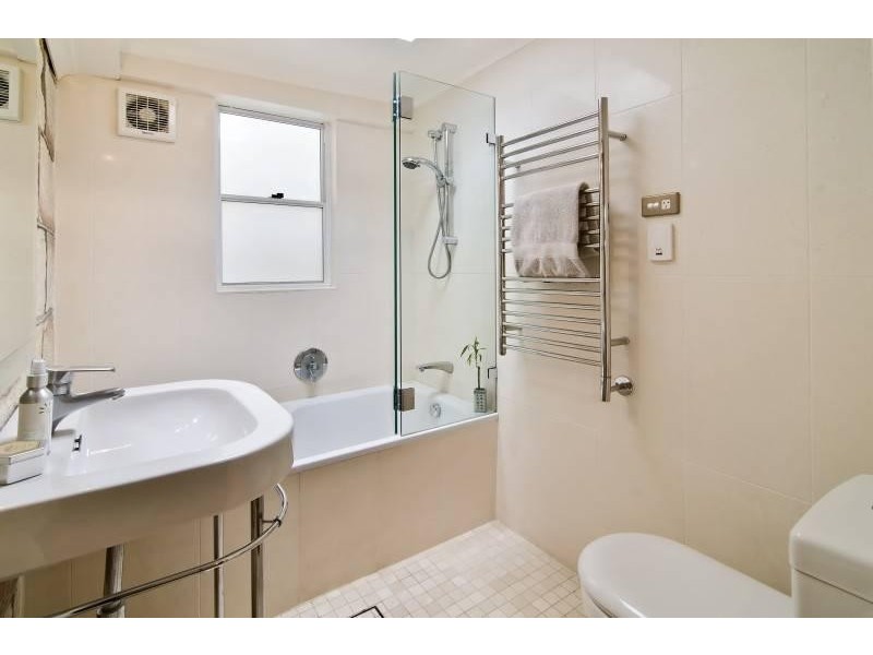 11 Armstrong Street, Cammeray NSW 2062