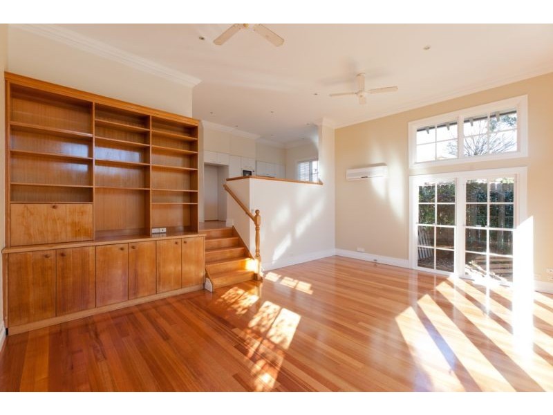 63 Park Road, Naremburn NSW 2065