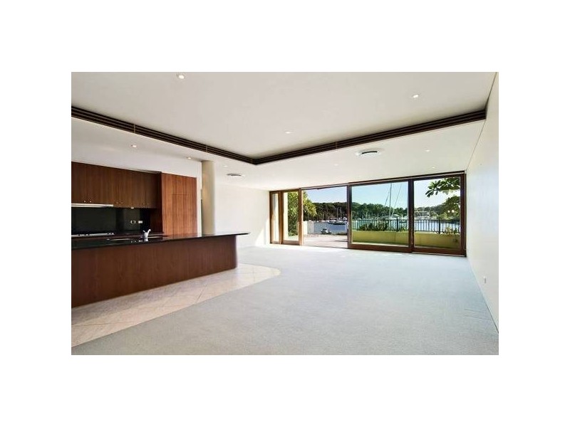 2/16 Munro Street, Mcmahons Point NSW 2060