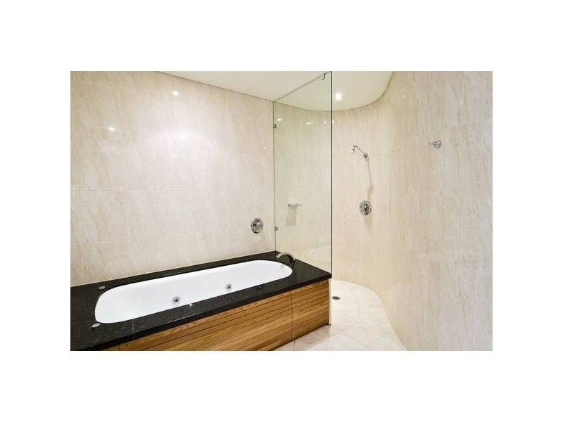 2/16 Munro Street, Mcmahons Point NSW 2060