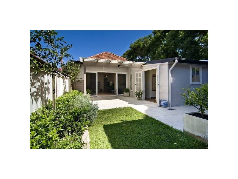 2 Rosalind Street, Cammeray NSW 2062