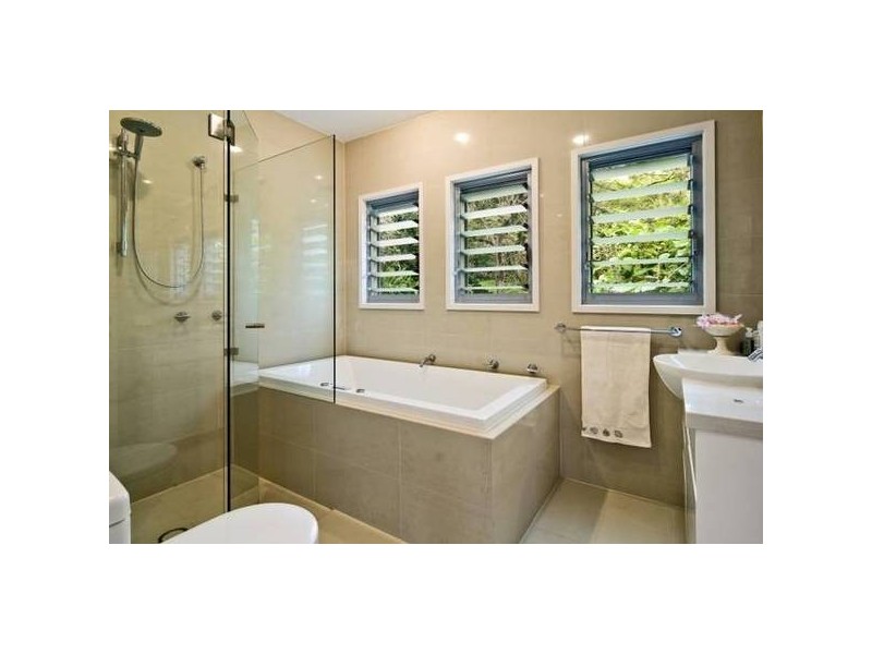 2/6 Rowlison Parade, Cammeray NSW 2062