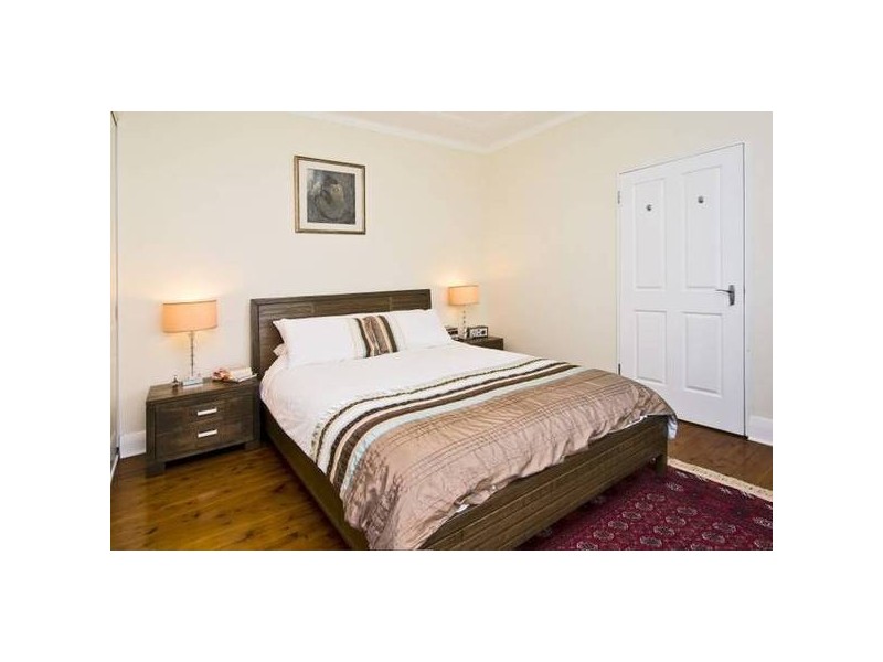 2 Robert Street, Willoughby NSW 2068