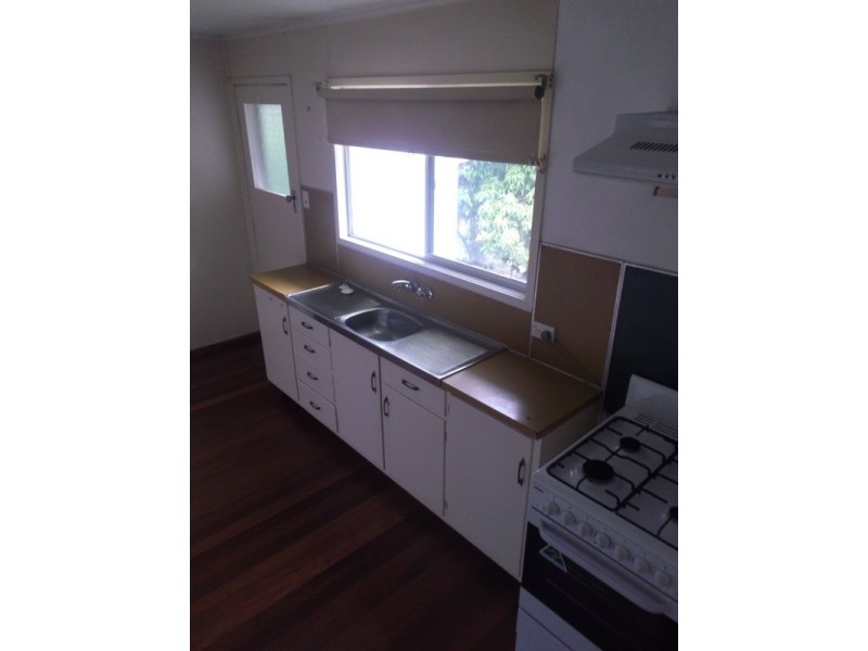 8 Richwill Street, The Gap QLD 4061