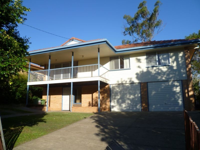 19 Ferny Way, Ferny Hills QLD 4055