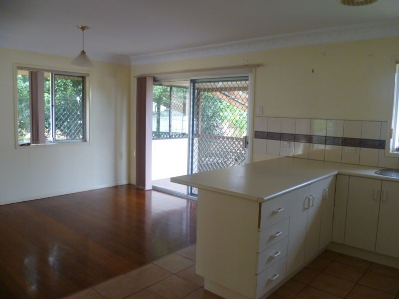 19 Ferny Way, Ferny Hills QLD 4055